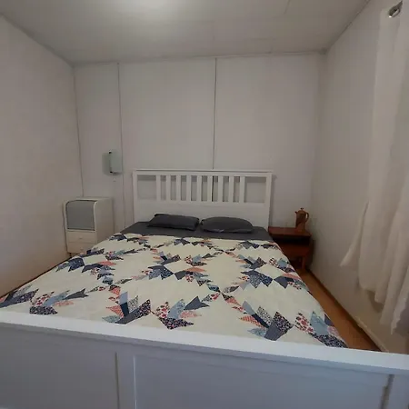 Private Room In Vantaa Buitenkant foto